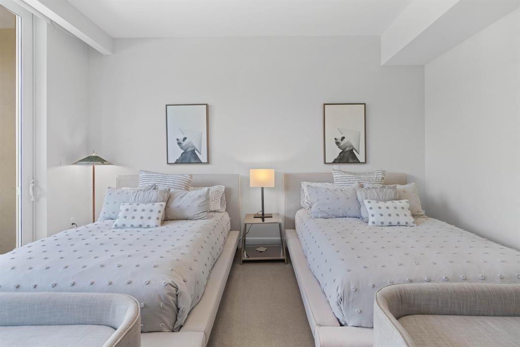 AZURE CONDO - Residential