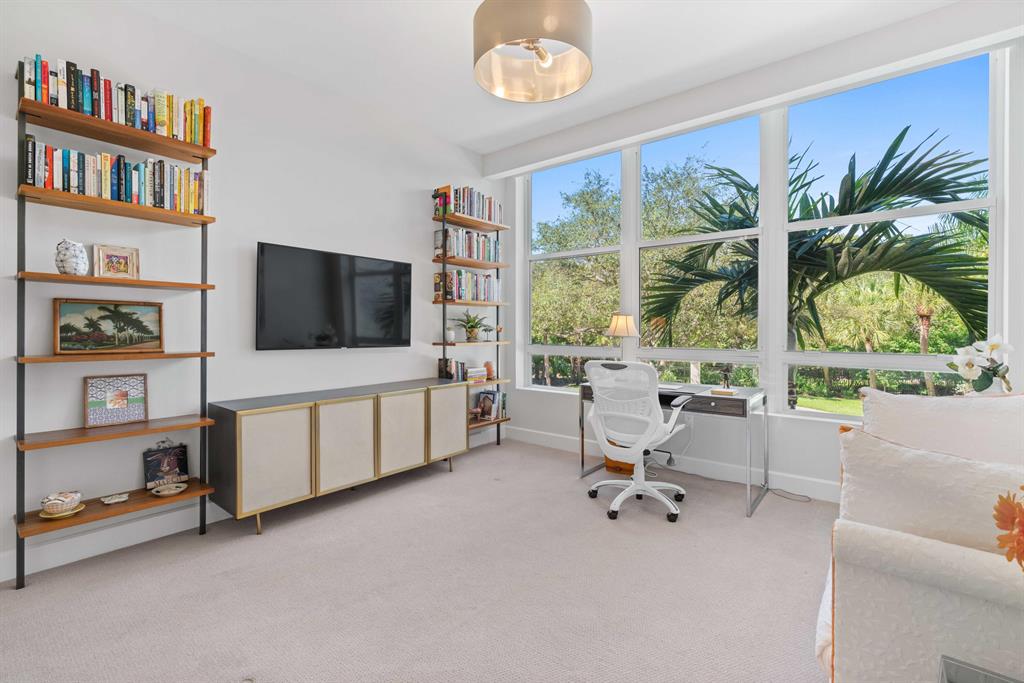 AZURE CONDO - Residential