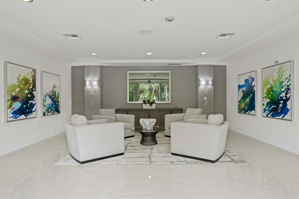 AZURE CONDO - Residential