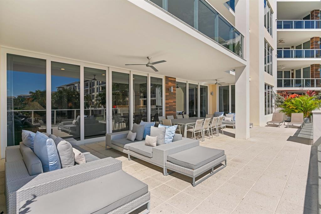 AZURE CONDO - Residential