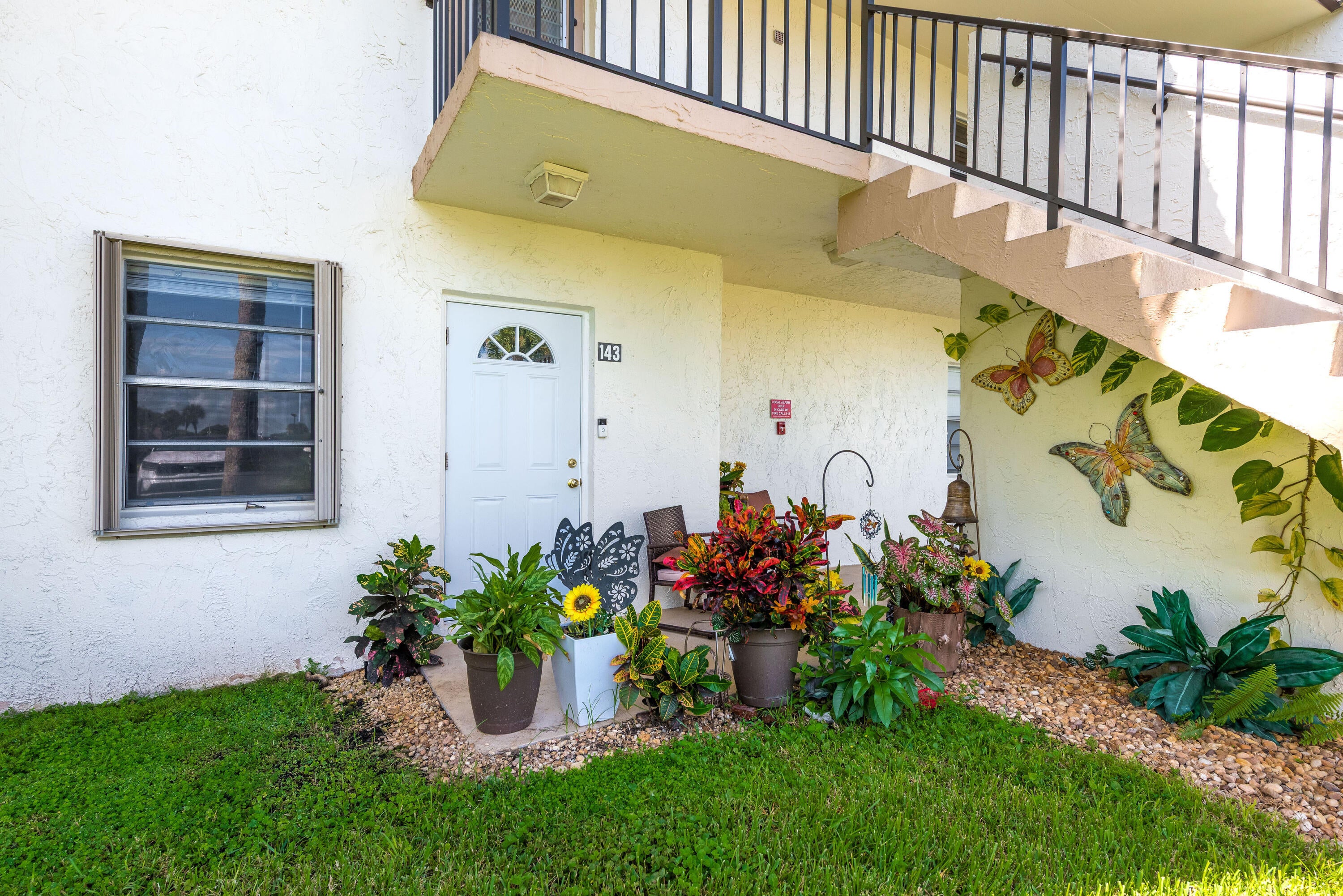 150 Lake Meryl Drive