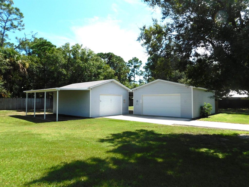 Photo of 4920 Grovers Road, Fort Pierce, FL 34951 (MLS # R11025294)