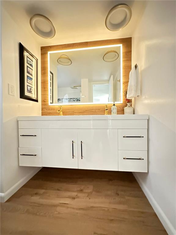 BLUE LAKE - Residential