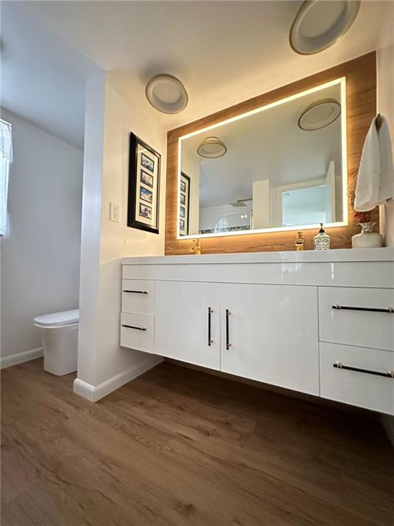 BLUE LAKE - Residential