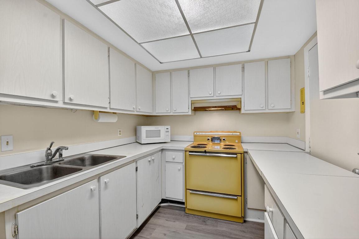 Mayan Towers Condo I - Residential