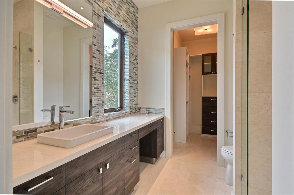 ST ANDREWS COUNTRY CLUB - Residential