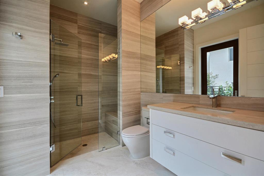 ST ANDREWS COUNTRY CLUB - Residential