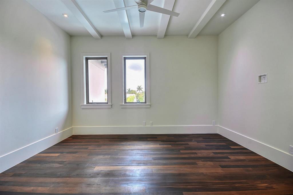 ST ANDREWS COUNTRY CLUB - Residential