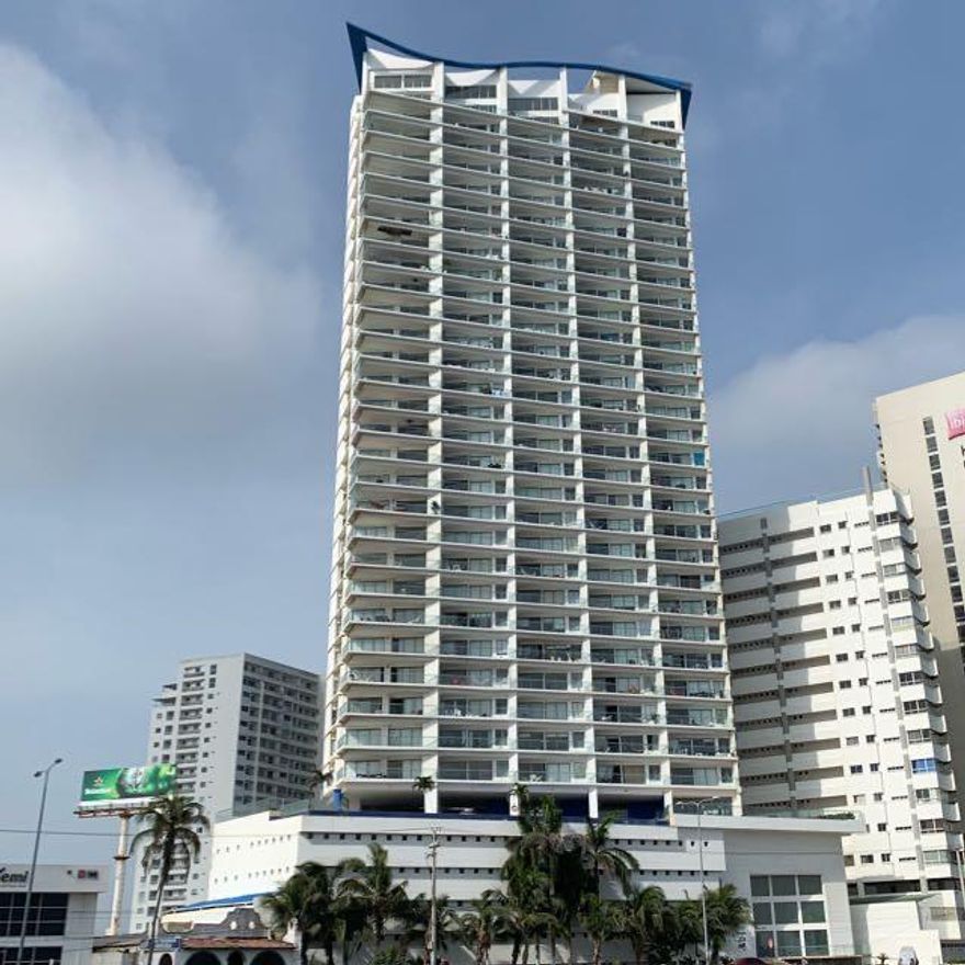 GORGEOUS CONDOMINIUM IN CARTAGENA COLOMBIA. 15TH FLOOR, BEACH FRONT VIEWS 2BED 2BATHS  110  SQUARE METERS  OF LIVING AREA.  TWO ASSIGNED PARKING SPACES.  BALCONY. FURNISHED READY TO MOVE IN..  THREE ELEVATORS. PLAY GROUND OF CHILDREN.  AMOUNTS ARE IN U.S. CURRENCY/ PAYMENT IN US DOLLARS OR $585,000.000. 00 COPAPARTAMENTO EN CARTAGENA COLOMBIA, PISO 15, CON VISTA A LA PLAYA.  AREA CONTRUIDA 110 METROS CUADRADOS.  DOS PARQUEADEROS.  ZONA DE LAVANDERÍA, LAVADORA Y SECADORA MAS LAVADERO.  COCINA CON HORNO, LAVAPLATOS ELECTRICO. SE VENDE AMOBLADO.  DOS DEPOSITOS. TRES ELECADORES PARQUE PARA NINOS, RECREACION JACUZZI, BAÑO TURCO.  LOS COSTS ESTAN EN DOLARES, POR FAVOR TIENE QUE HACER EL CAMBIO A PESOS.