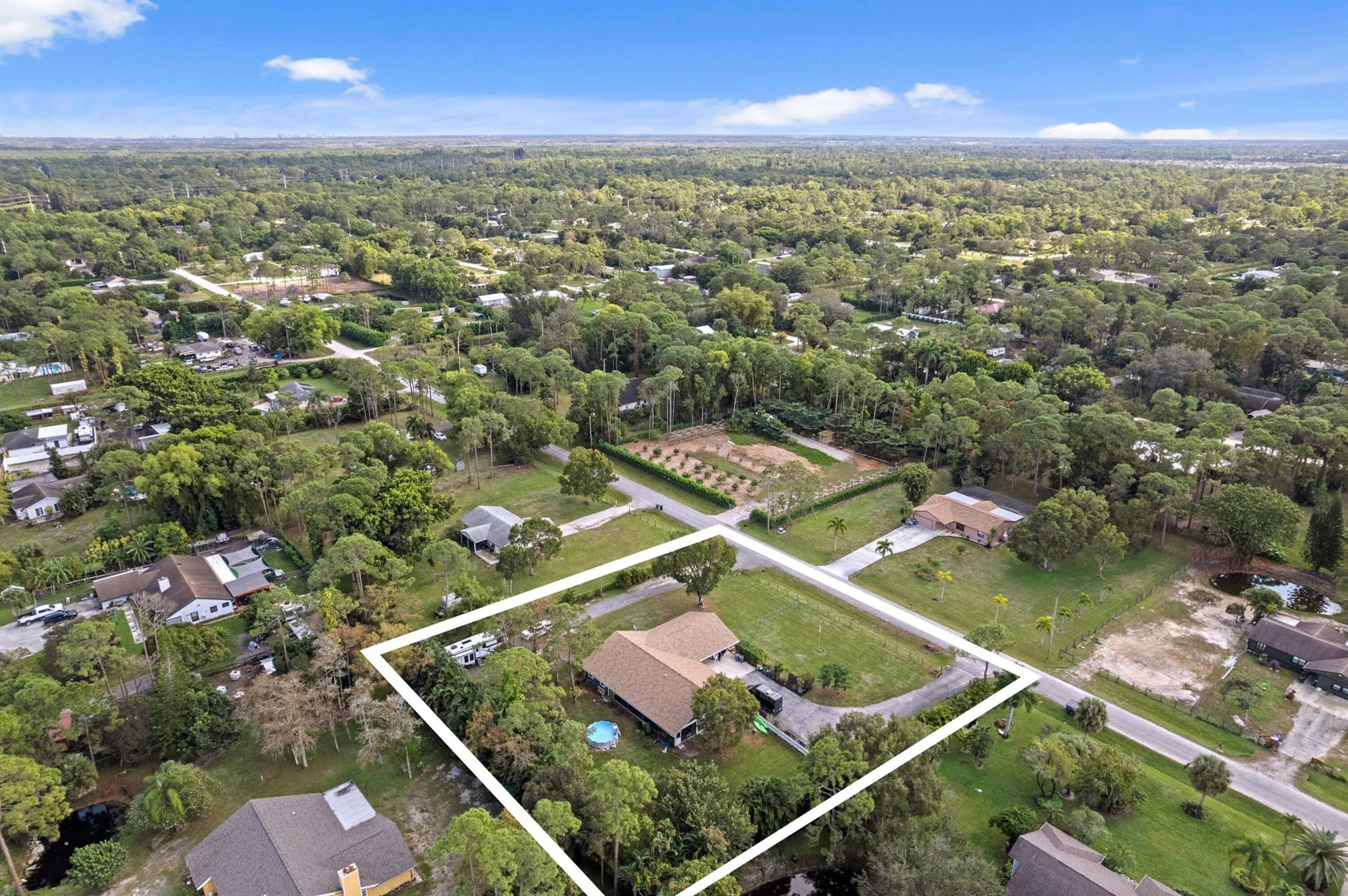 3-43-41~ E 207.50 FT OF W - Residential