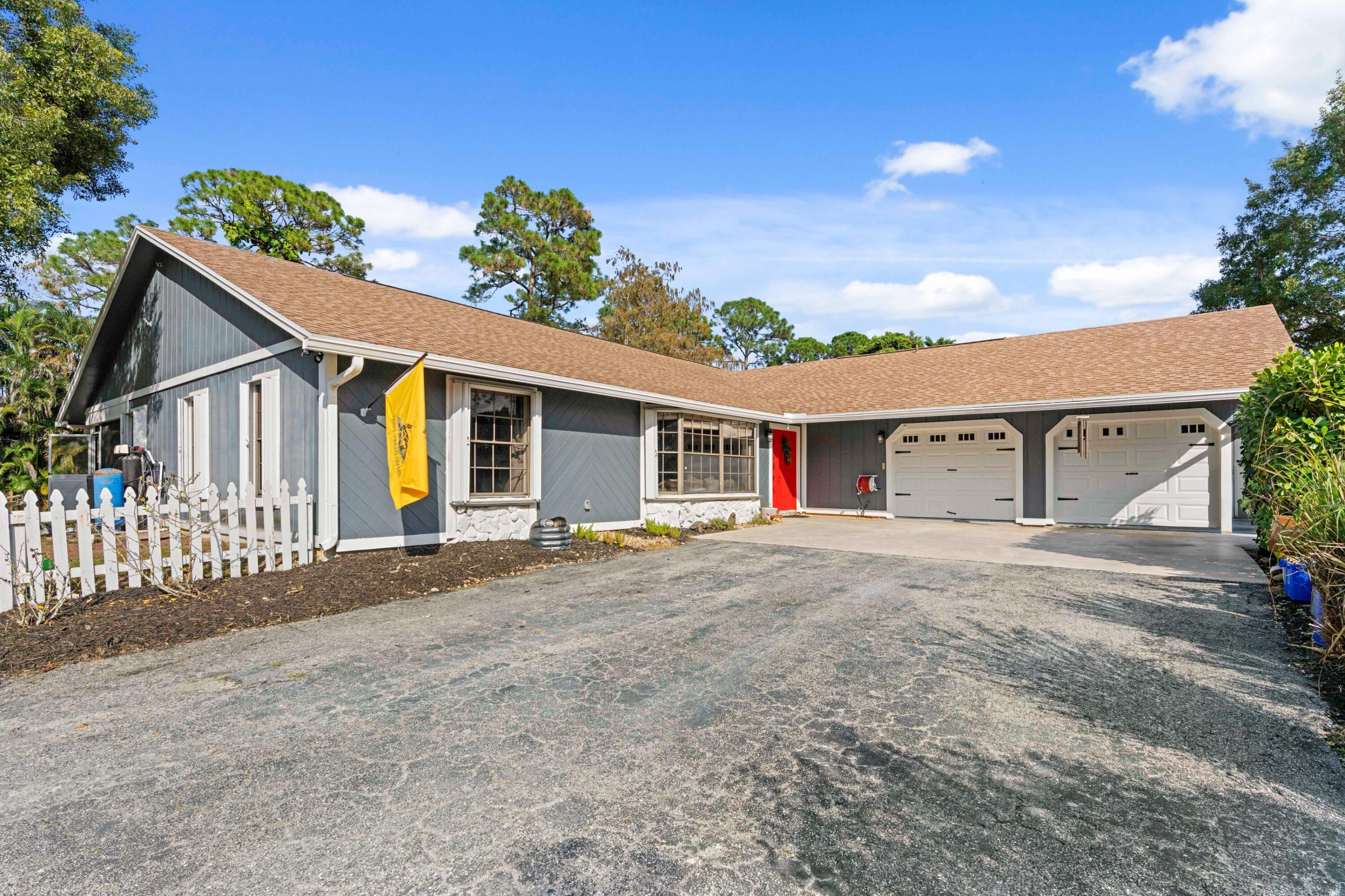 3-43-41~ E 207.50 FT OF W   662.50 FT OF N 240 FT - Residential