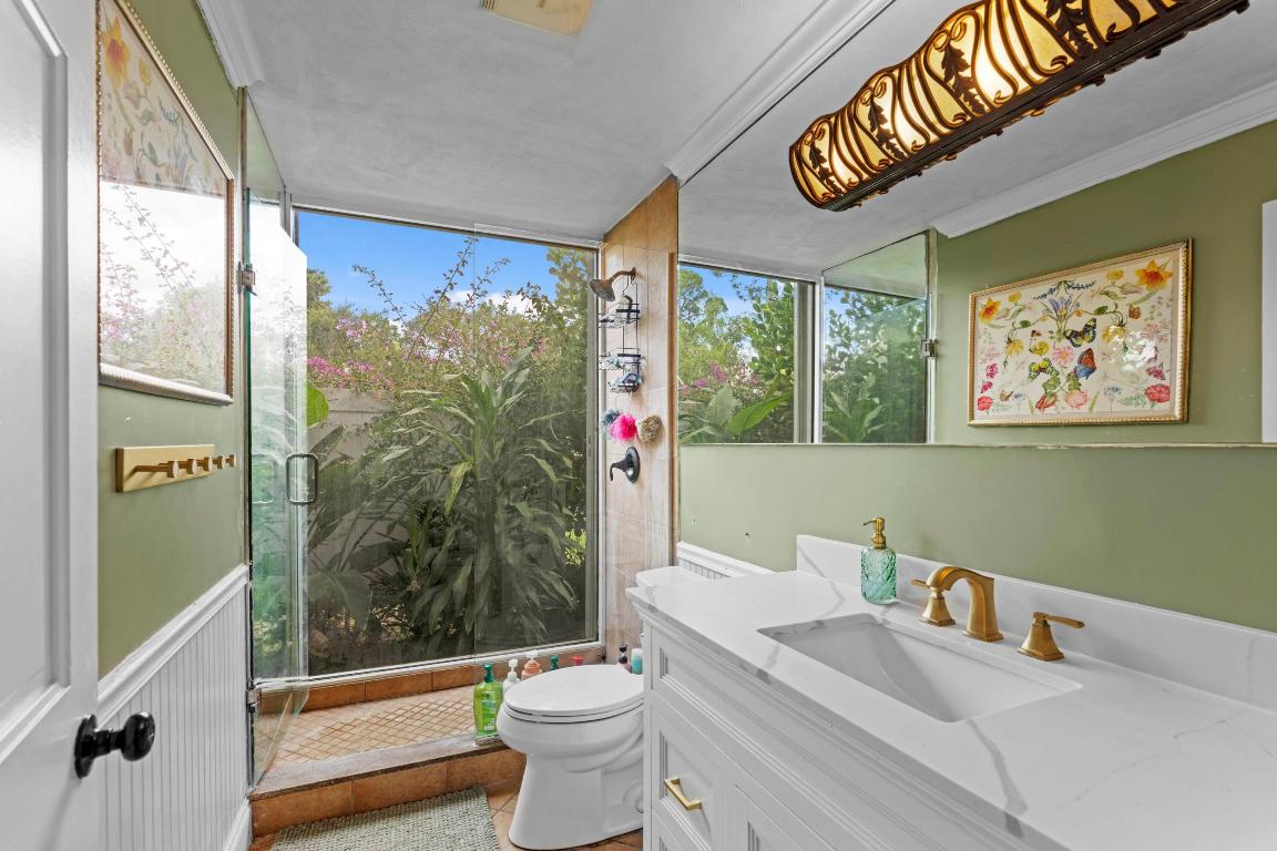 3-43-41~ E 207.50 FT OF W   662.50 FT OF N 240 FT - Residential