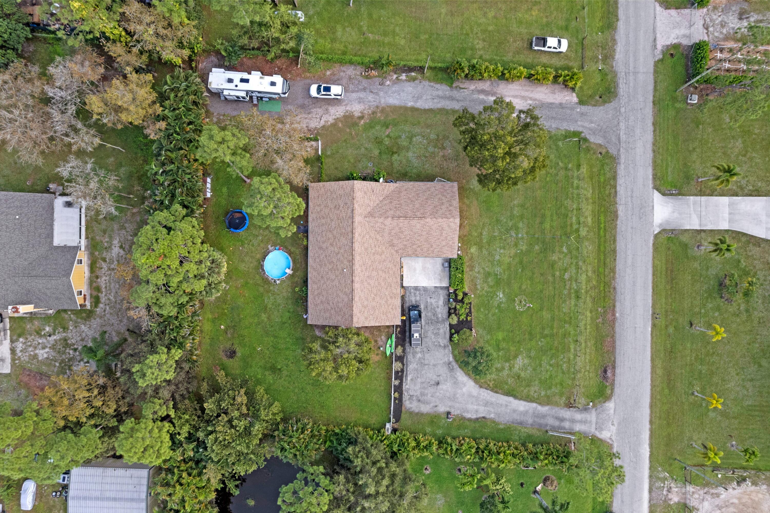 3-43-41~ E 207.50 FT OF W   662.50 FT OF N 240 FT - Residential