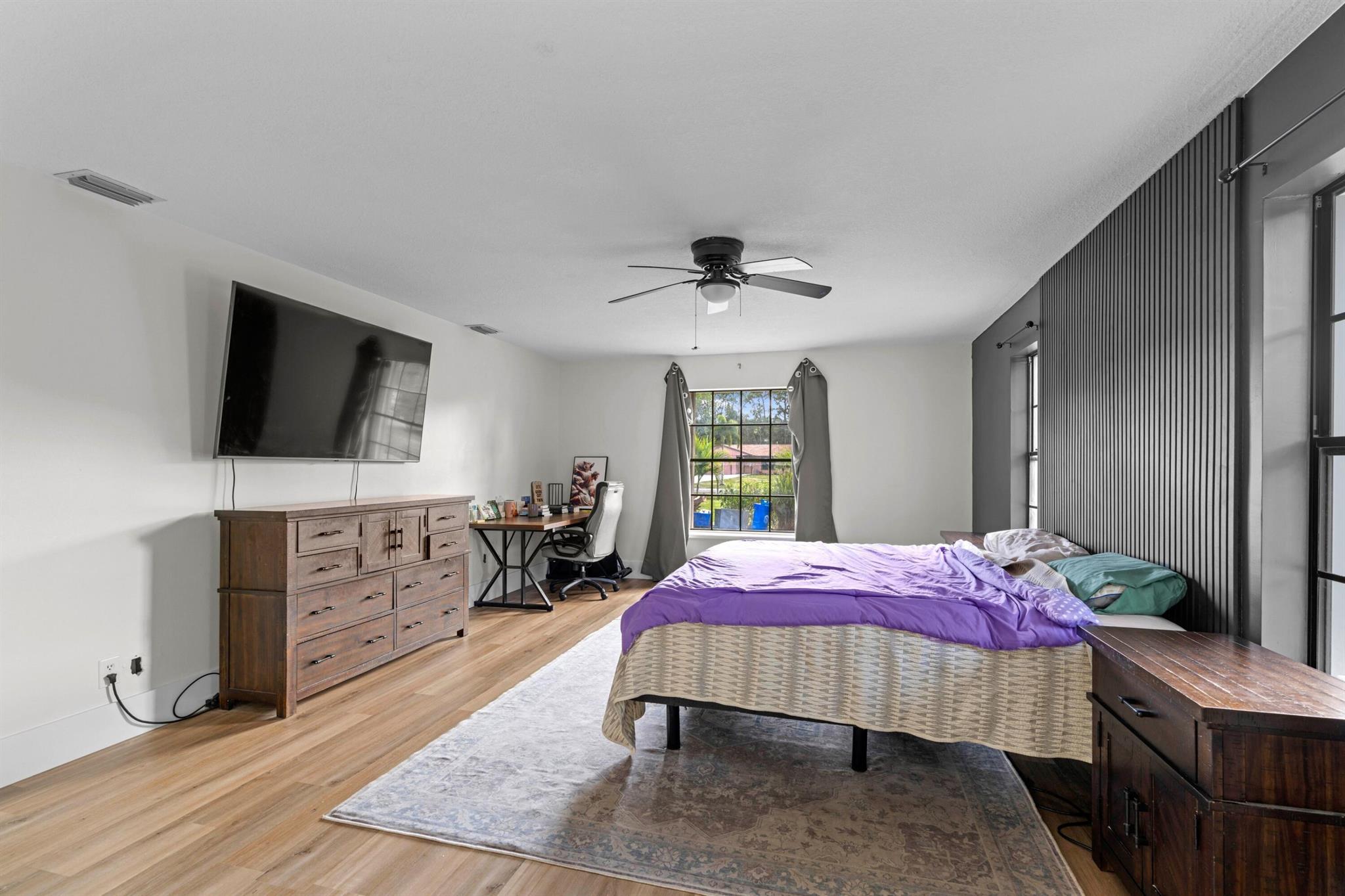 3-43-41~ E 207.50 FT OF W - Residential