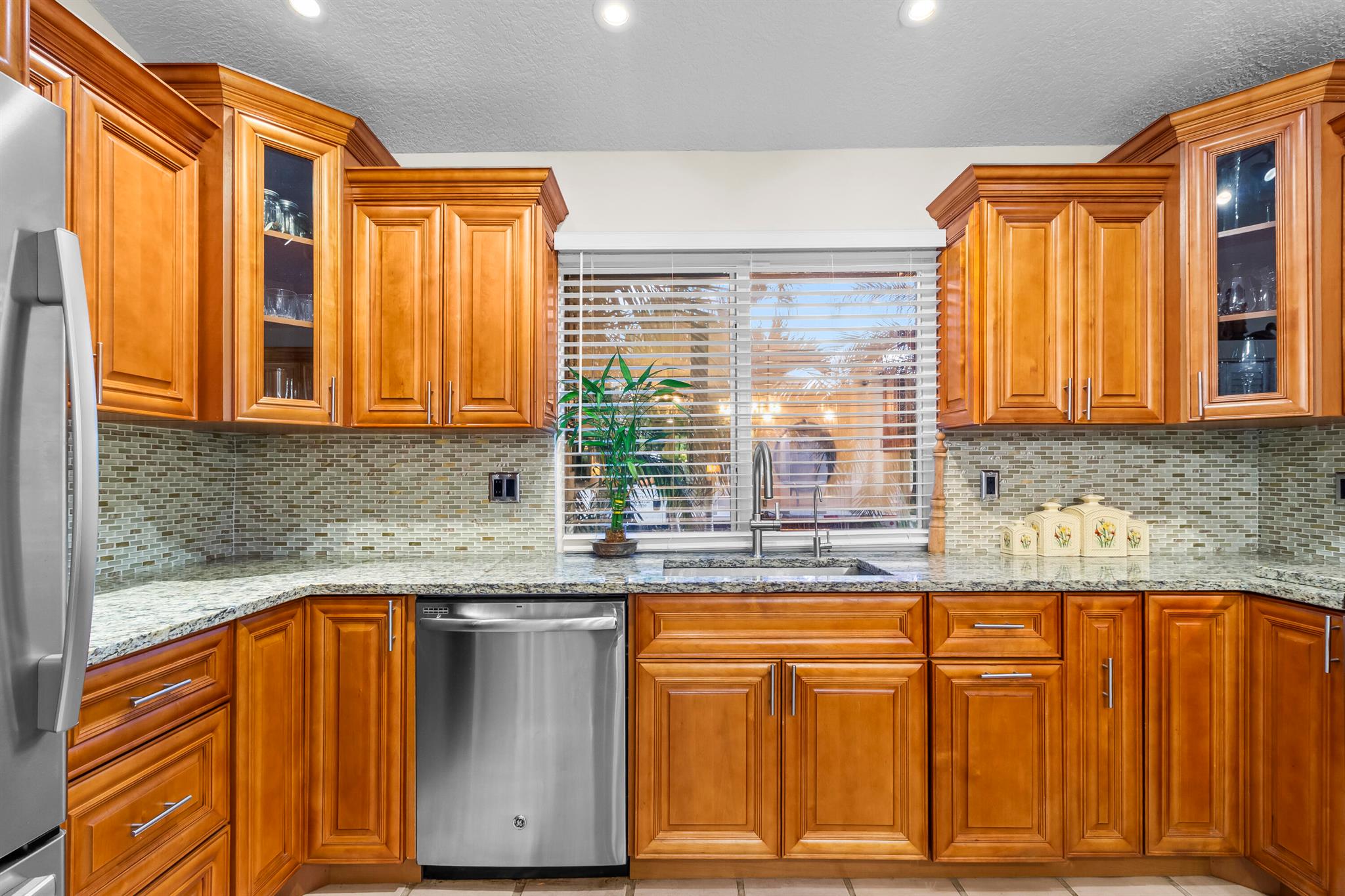 PLUM AT BOCA POINTE CONDO - Residential