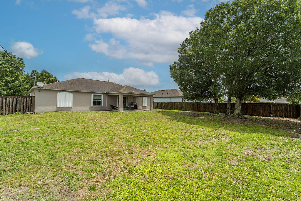 PORT ST LUCIE SECTION 8 - Residential