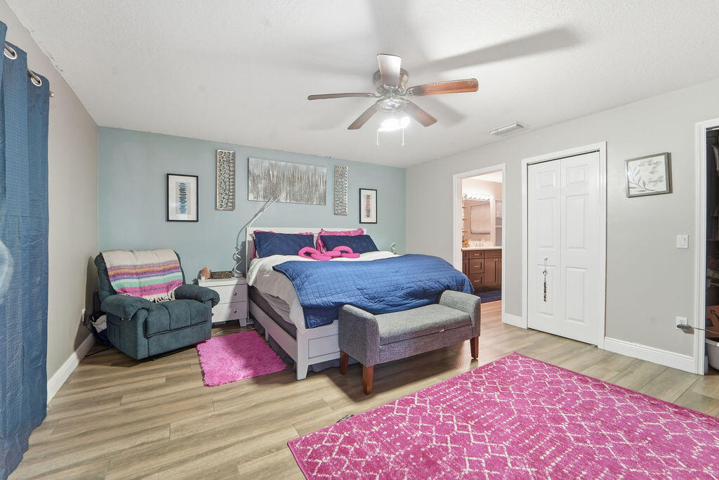 PORT ST LUCIE SECTION 8 - Residential