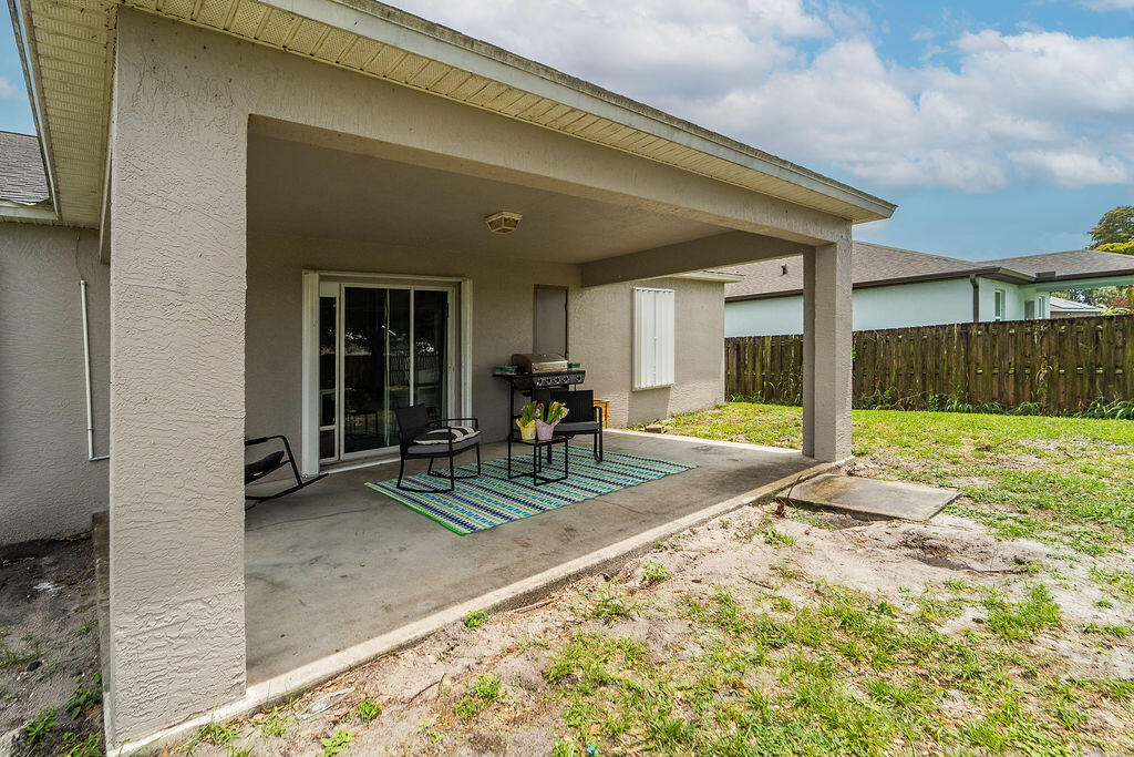 PORT ST LUCIE SECTION 8 - Residential