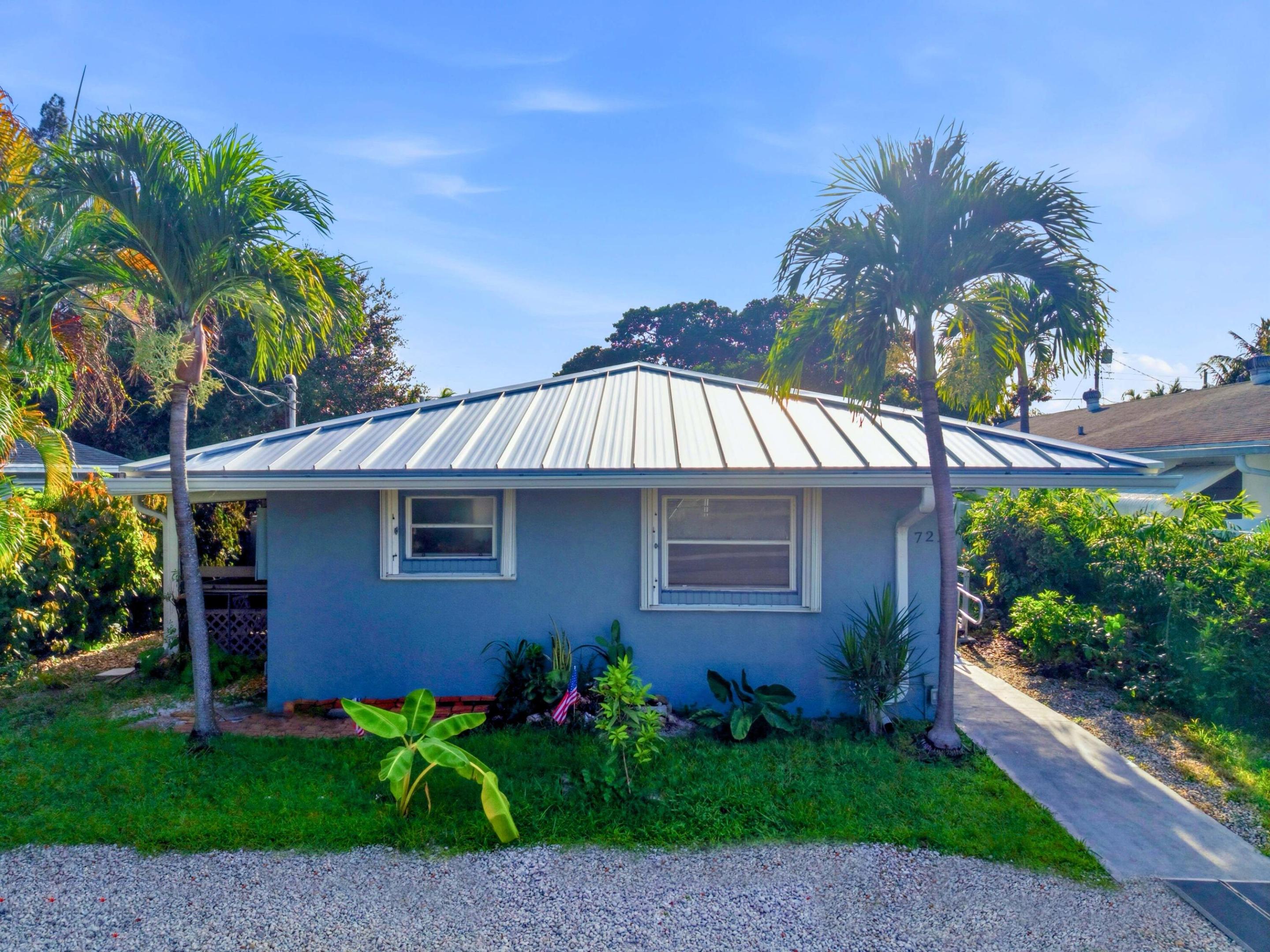721 E Coast Avenue