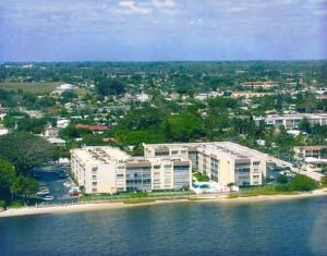 PALM LAKE 1 CONDO - Residential