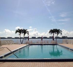 PALM LAKE 1 CONDO - Residential