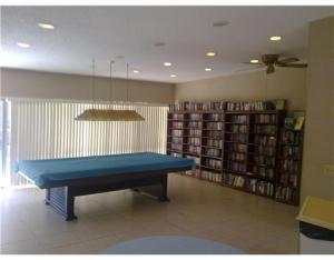 PALM LAKE 1 CONDO - Residential