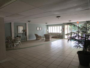 PALM LAKE 1 CONDO - Residential