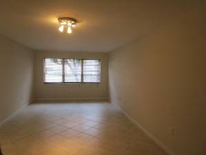 PALM LAKE 1 CONDO - Residential