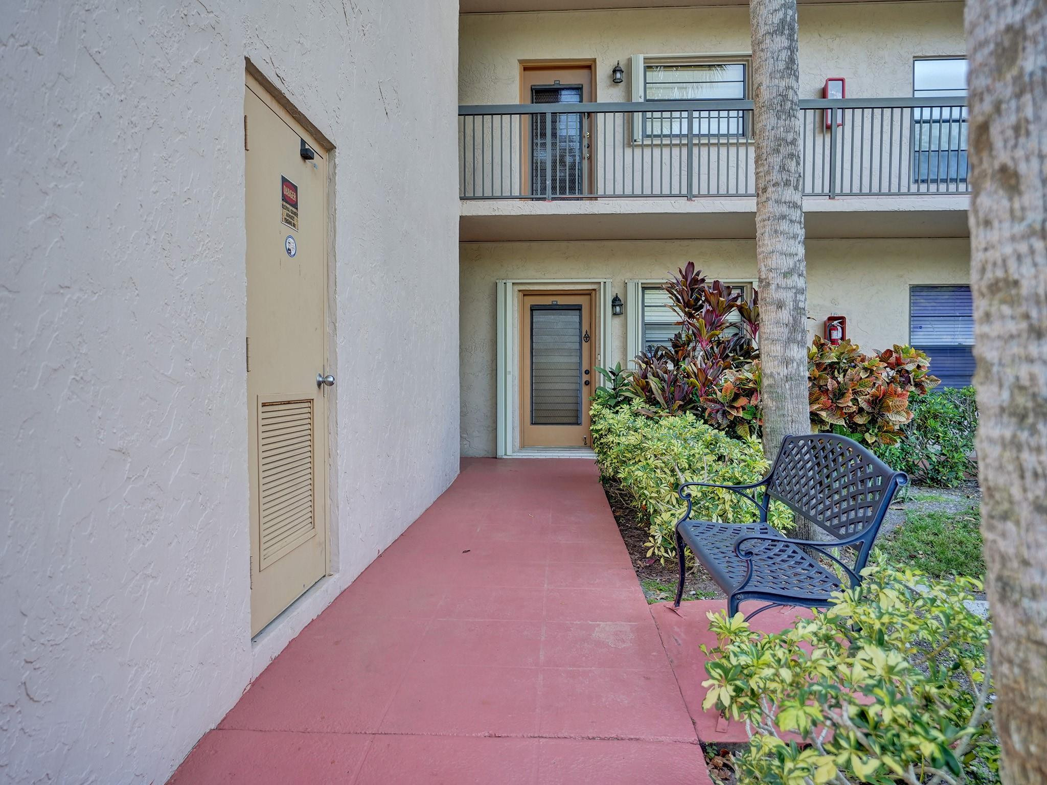 LAKES OF CARRIAGE HILLS - Residential