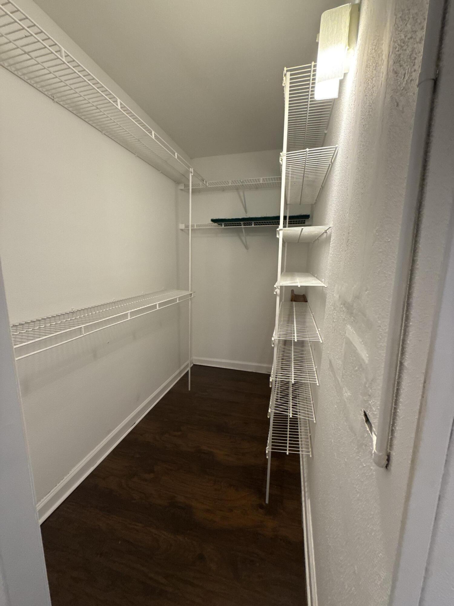 KINGS POINT SAXONY CONDOS - Residential Lease