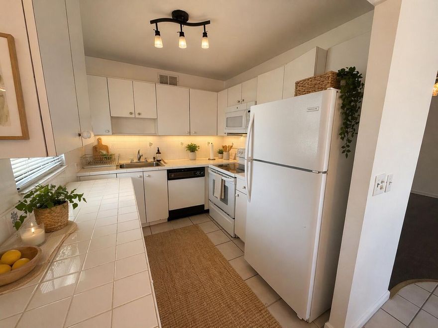 Come move into this lovely 2 bedroom 2 bath Condo located in Kings Point Golf and Country Club. Tile and laminate flooring throughout Condo, very clean, and comfortable.  Enjoy the many clubs that this community has to offer such as 2 Clubhouses, 2 restaurants, 2 golf courses, fitness center, tennis courts, pickleball and many clubs to attend.
