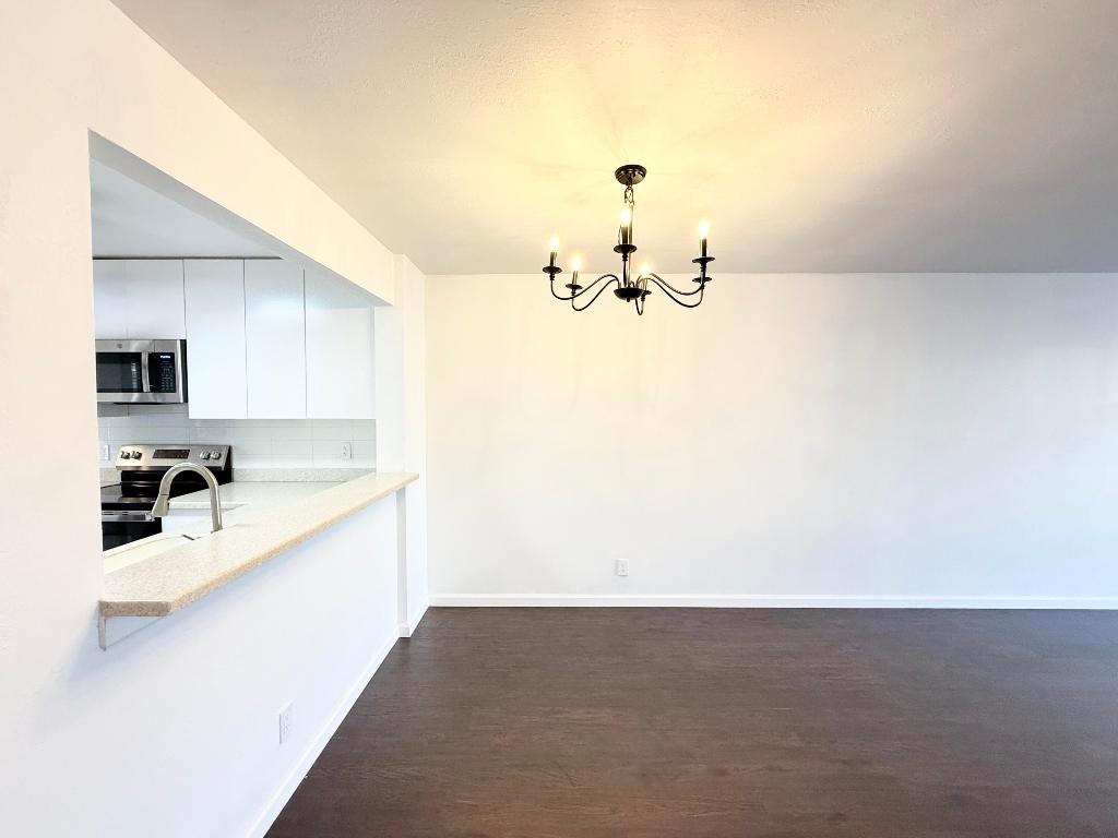 LUCERNE LAKES - Residential