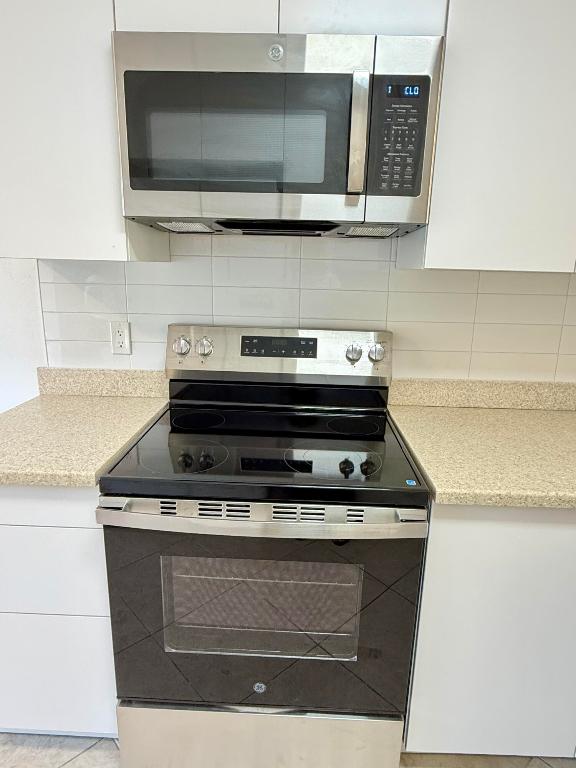 4745 Lucerne Lakes Boulevard 102