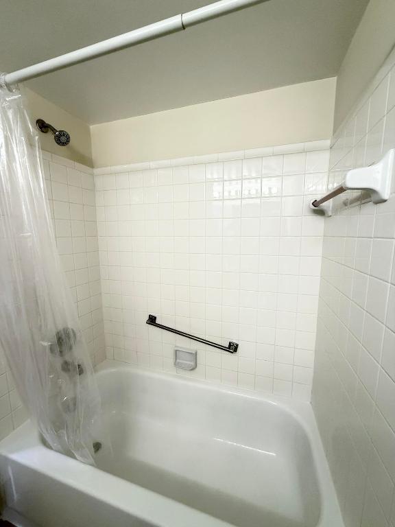 LUCERNE LAKES - Residential