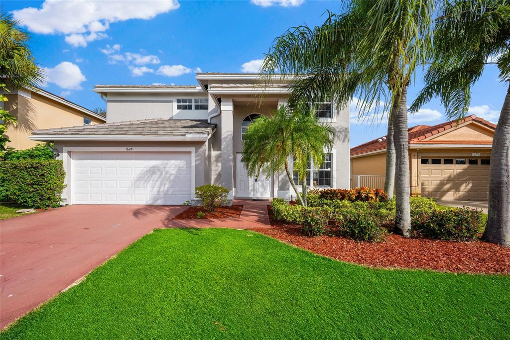 Photo of 1628 S Club Drive, Wellington, FL 33414 (MLS # F10551678)