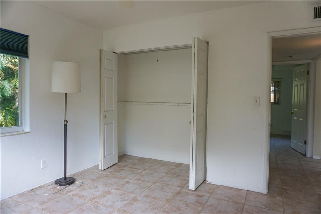 Oakland Park Second Add 2 - Residential Lease