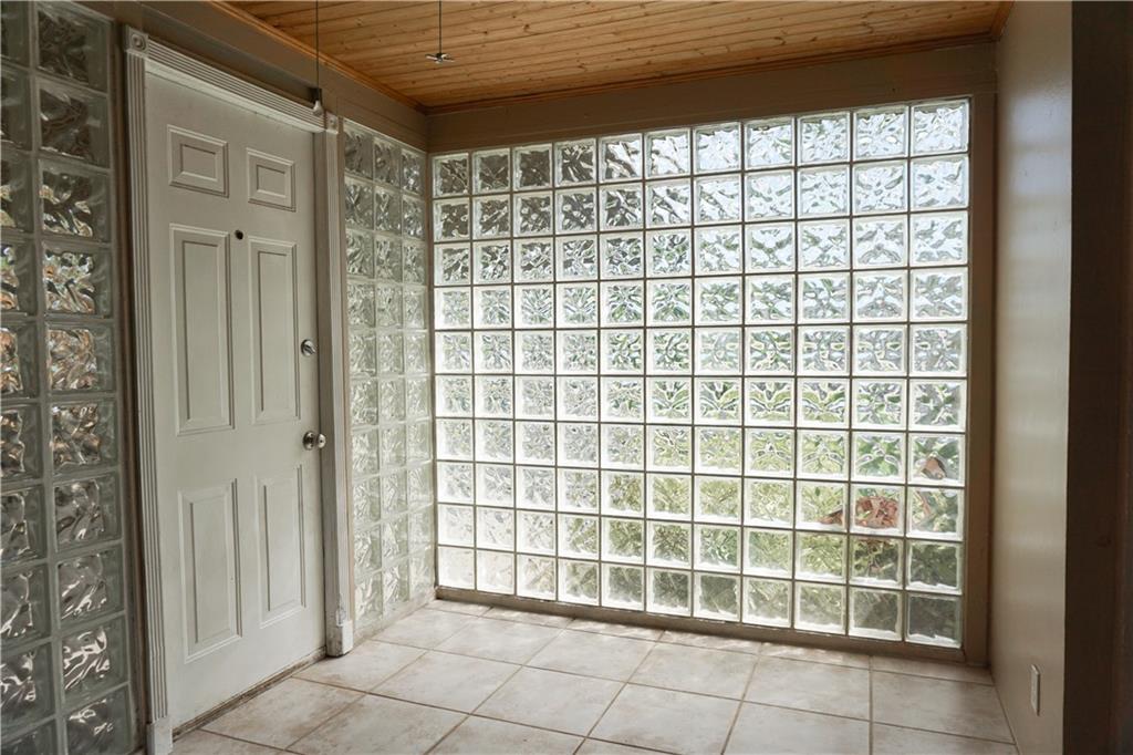 Oakland Park Second Add 2 - Residential Lease