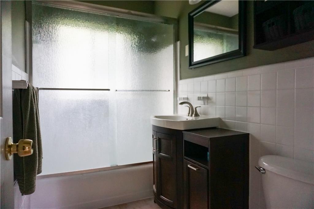 Oakland Park Second Add 2 - Residential Lease