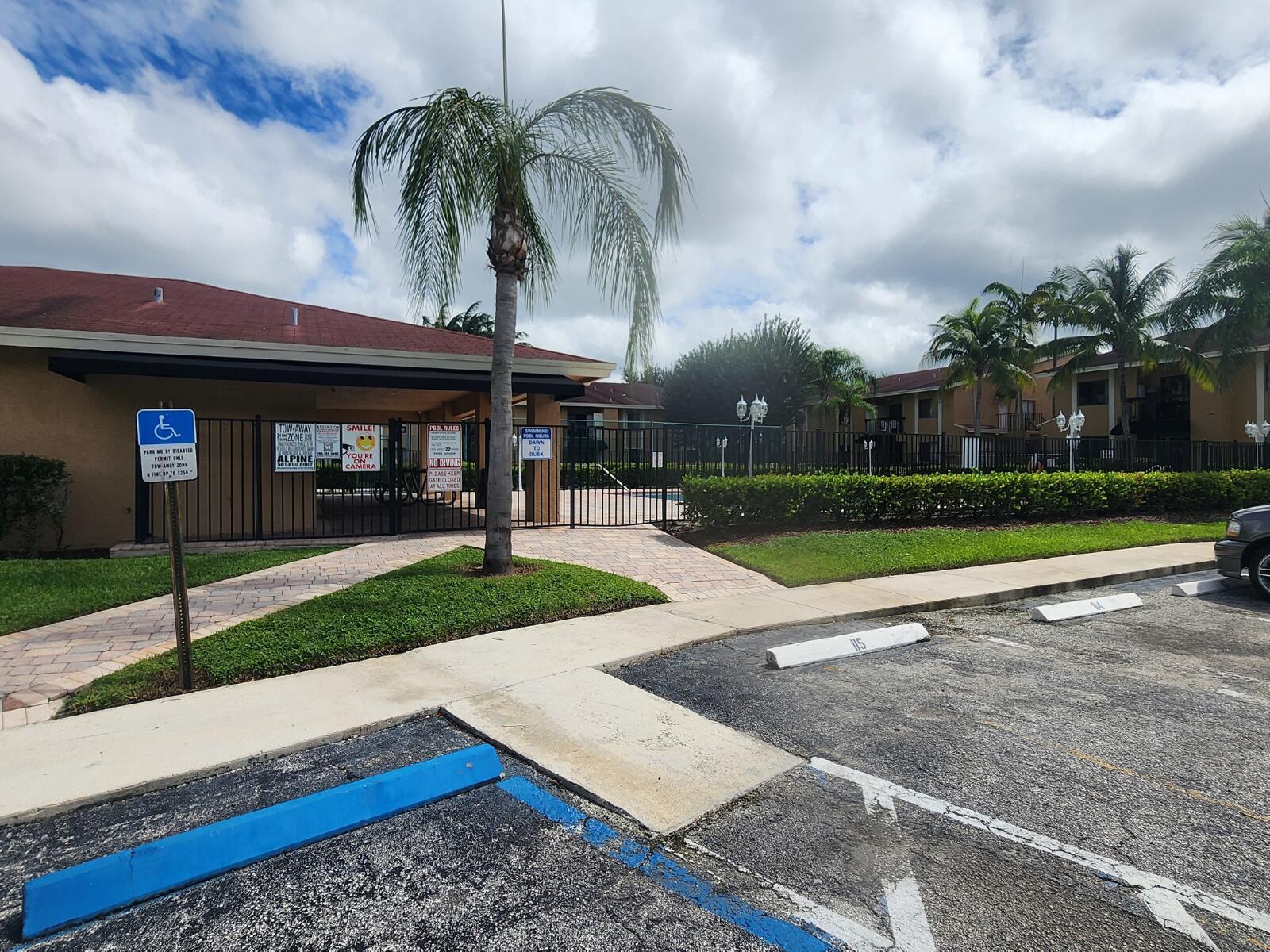 Laurels at Sherwood - Residential Lease