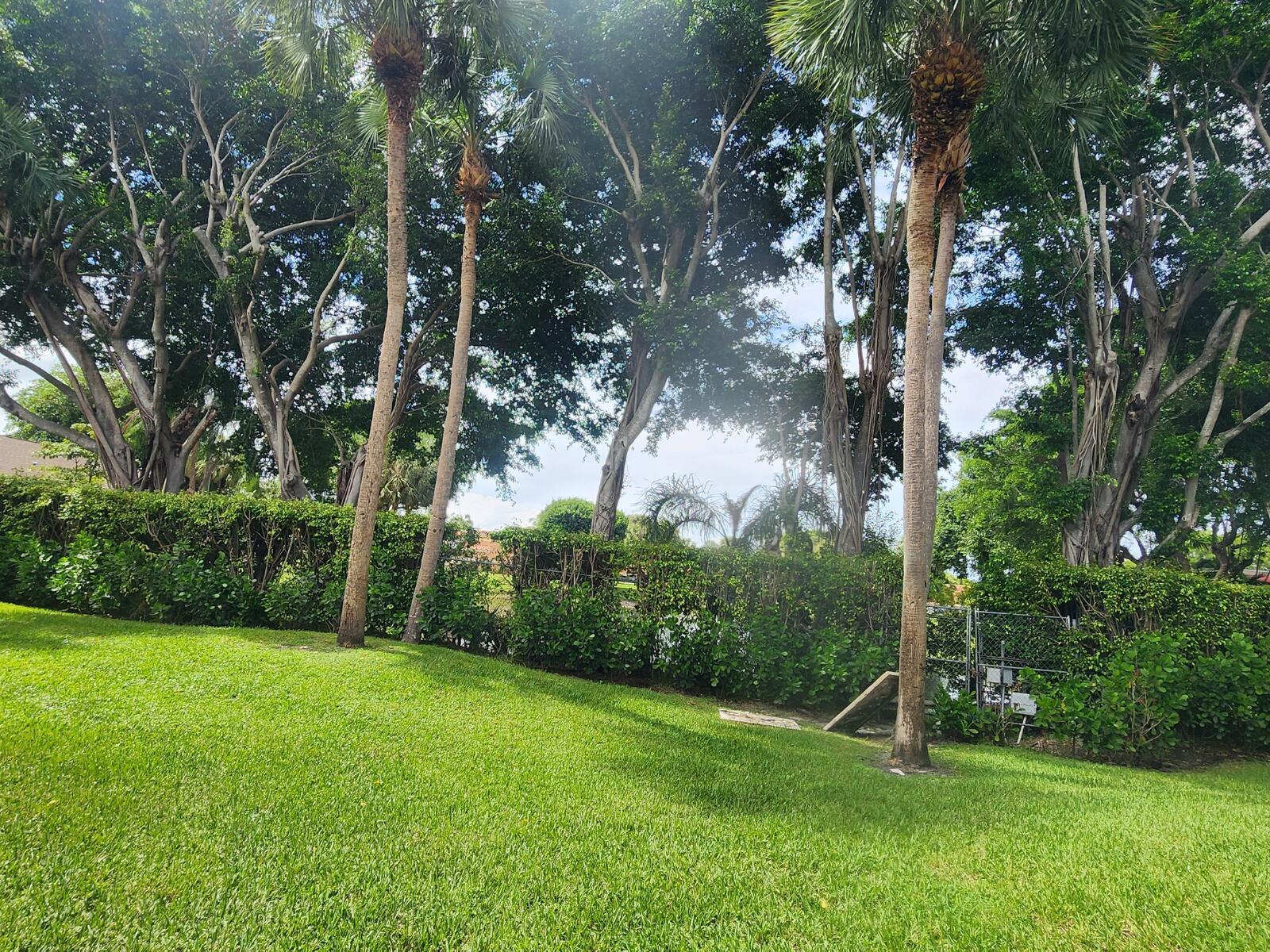 Laurels at Sherwood - Residential Lease