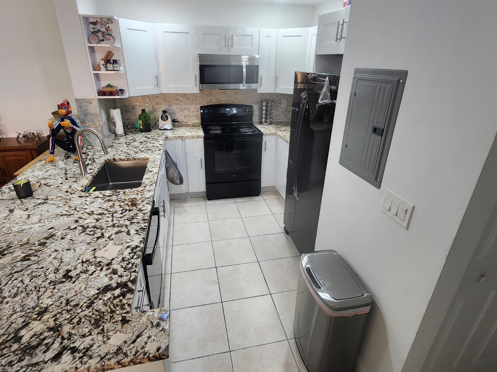 Laurels at Sherwood - Residential Lease