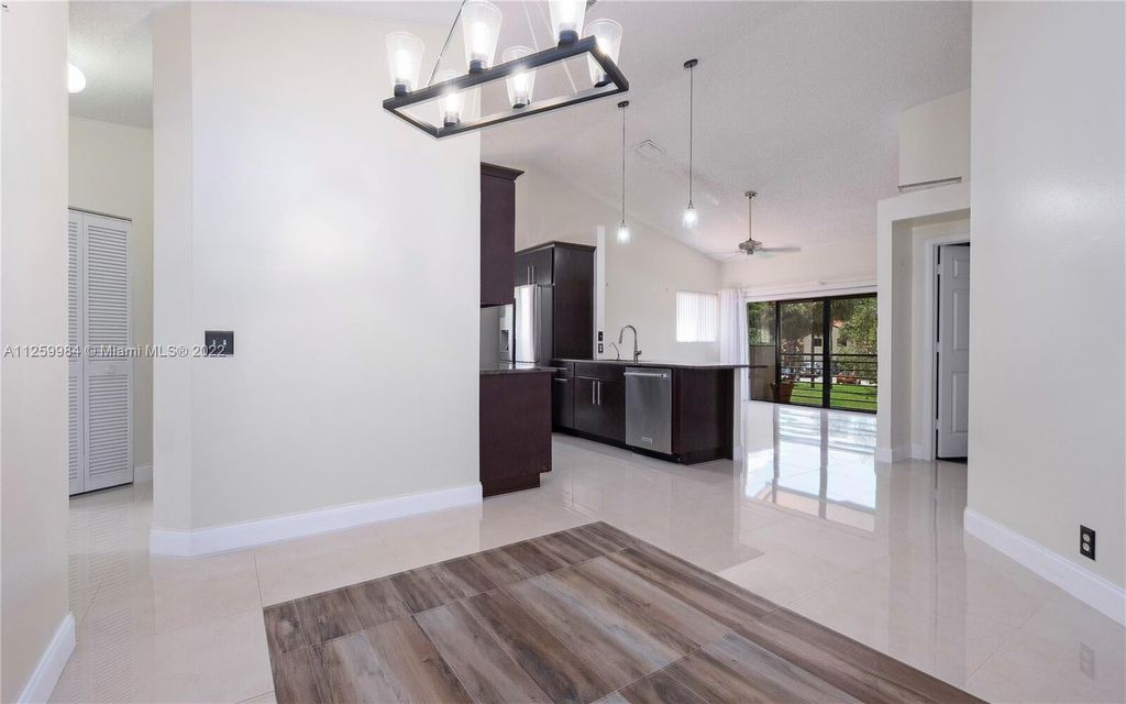 Photo of 18 Via De Casas Sur #203, Boynton Beach, FL 33426 (MLS # R10947431)