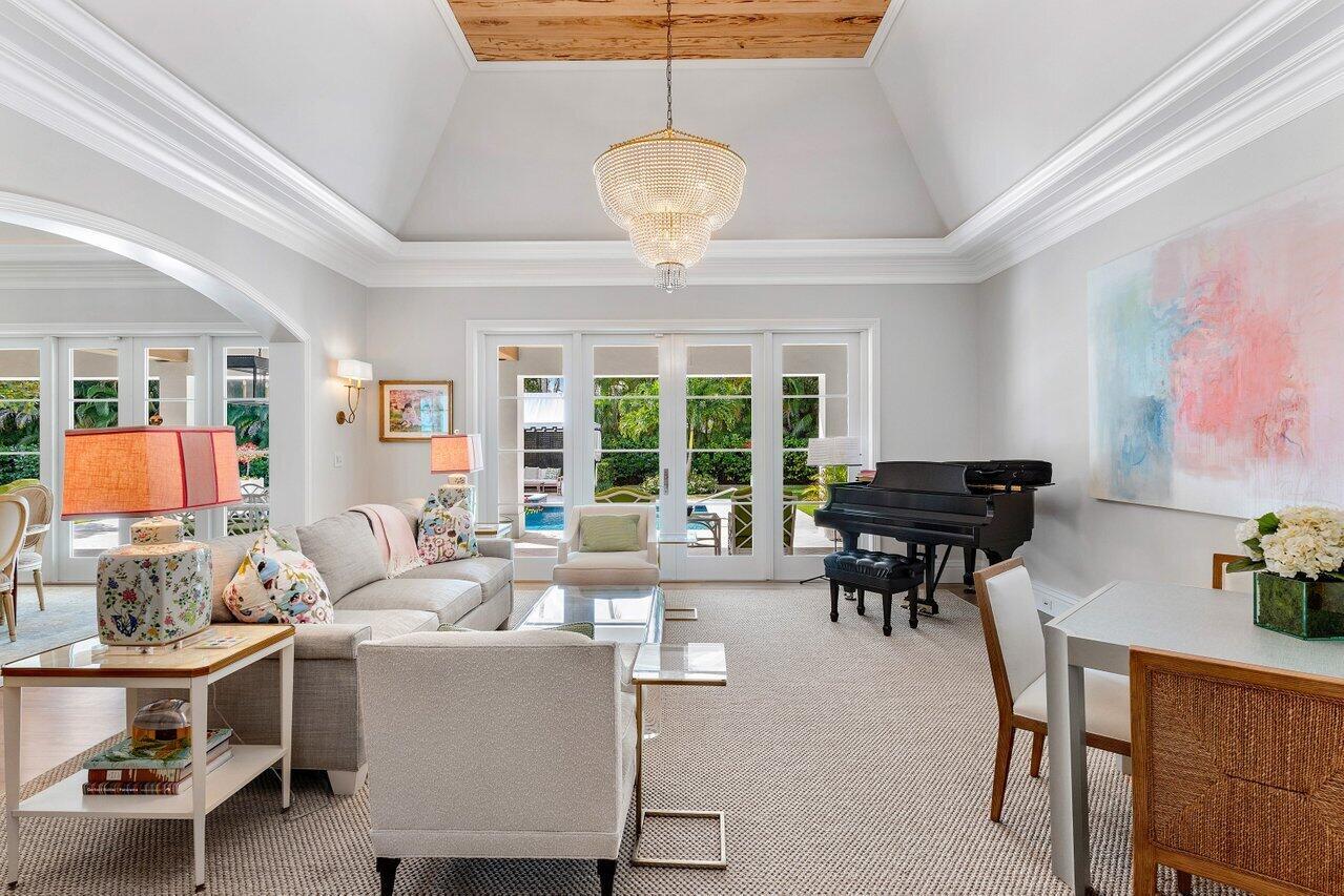 DRIFTWOOD LANDING - Residential