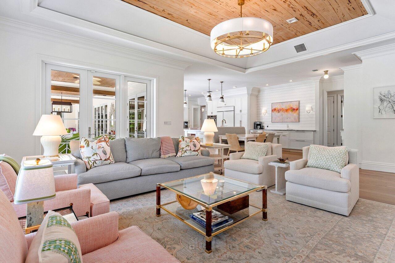 DRIFTWOOD LANDING - Residential