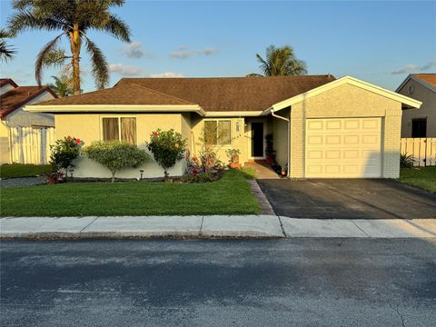 670 Shiloh Ter Davie FL 33325