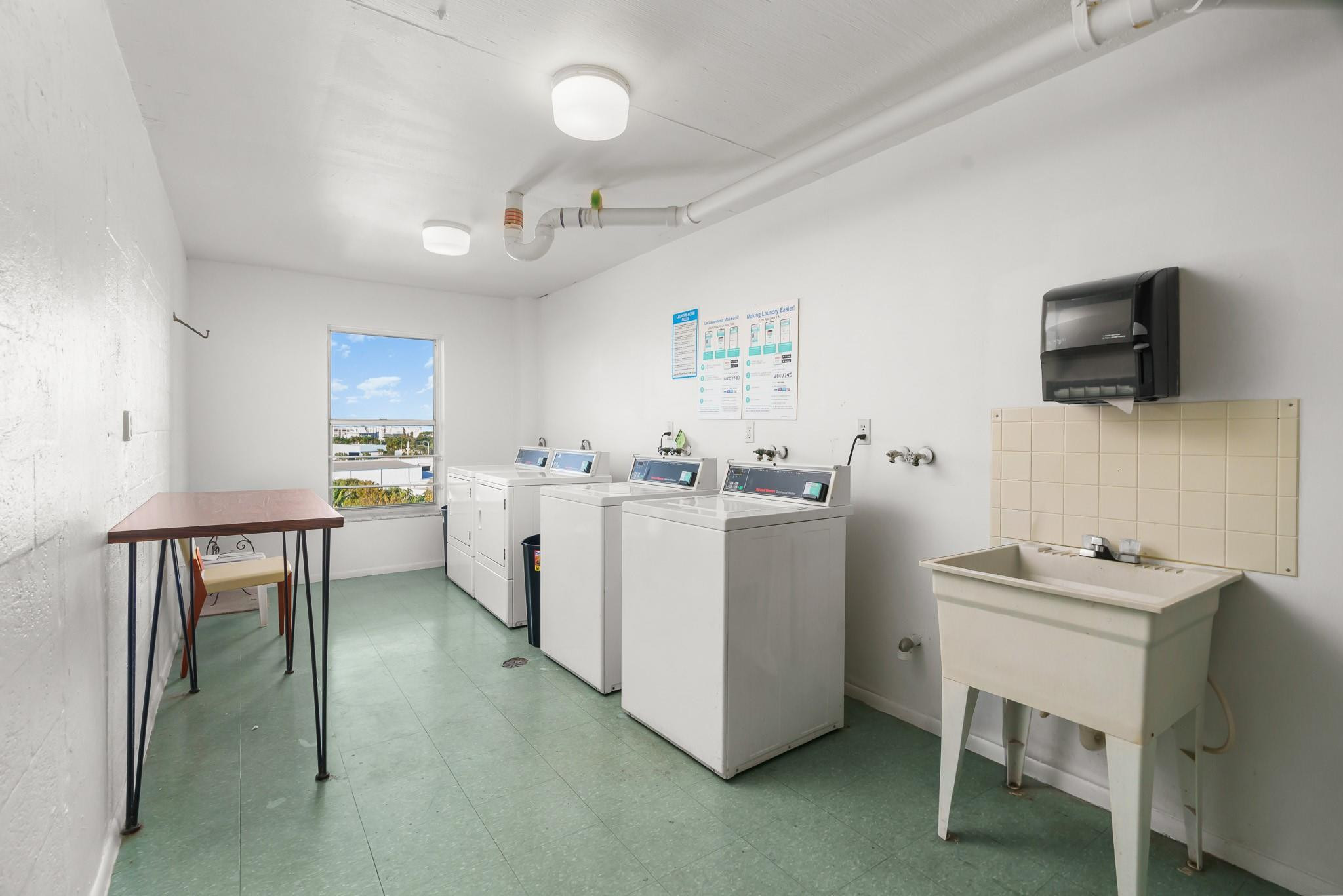 ISLAND CLUB 2 CONDO - Residential