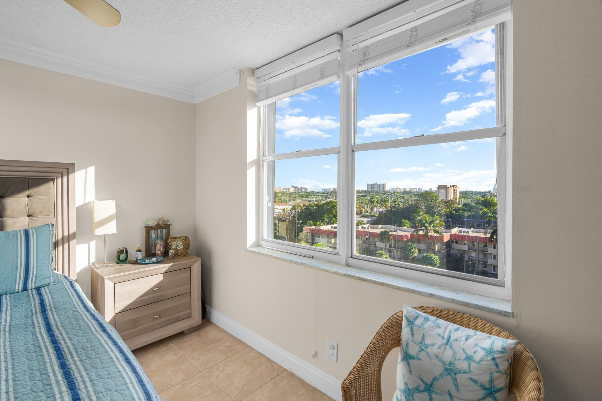 ISLAND CLUB 2 CONDO - Residential