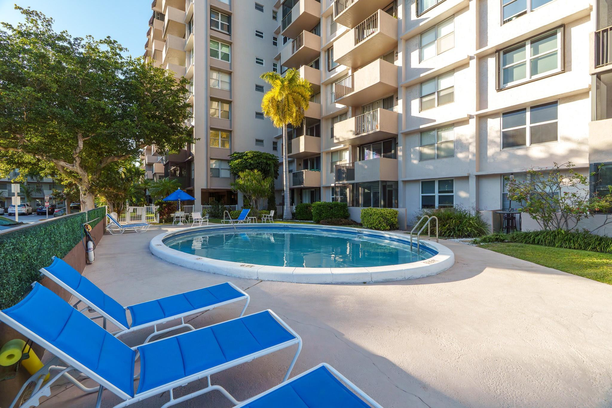 ISLAND CLUB 2 CONDO - Residential