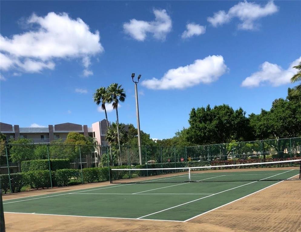 WELDON CONDOMINIUM K - Residential