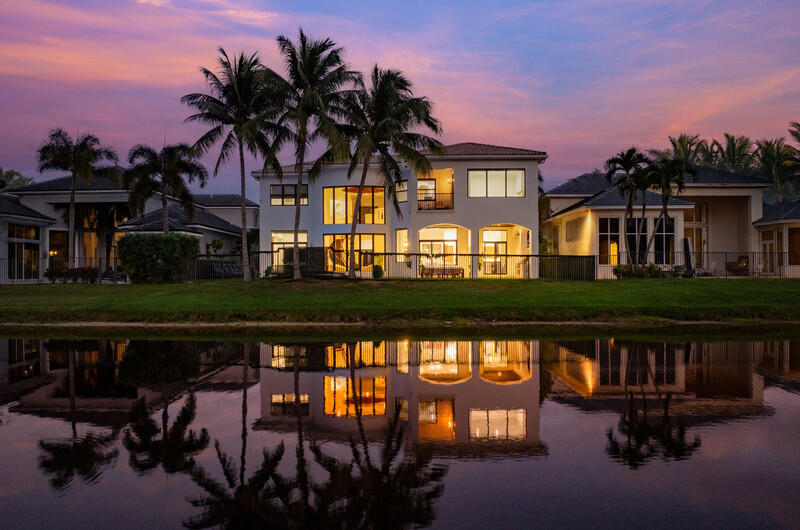 FOX HILL ESTATES OF BOCA RATON - Residential